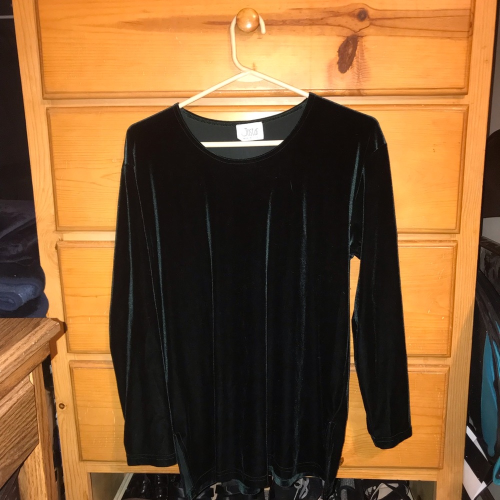 Soft green velvet long sleeve